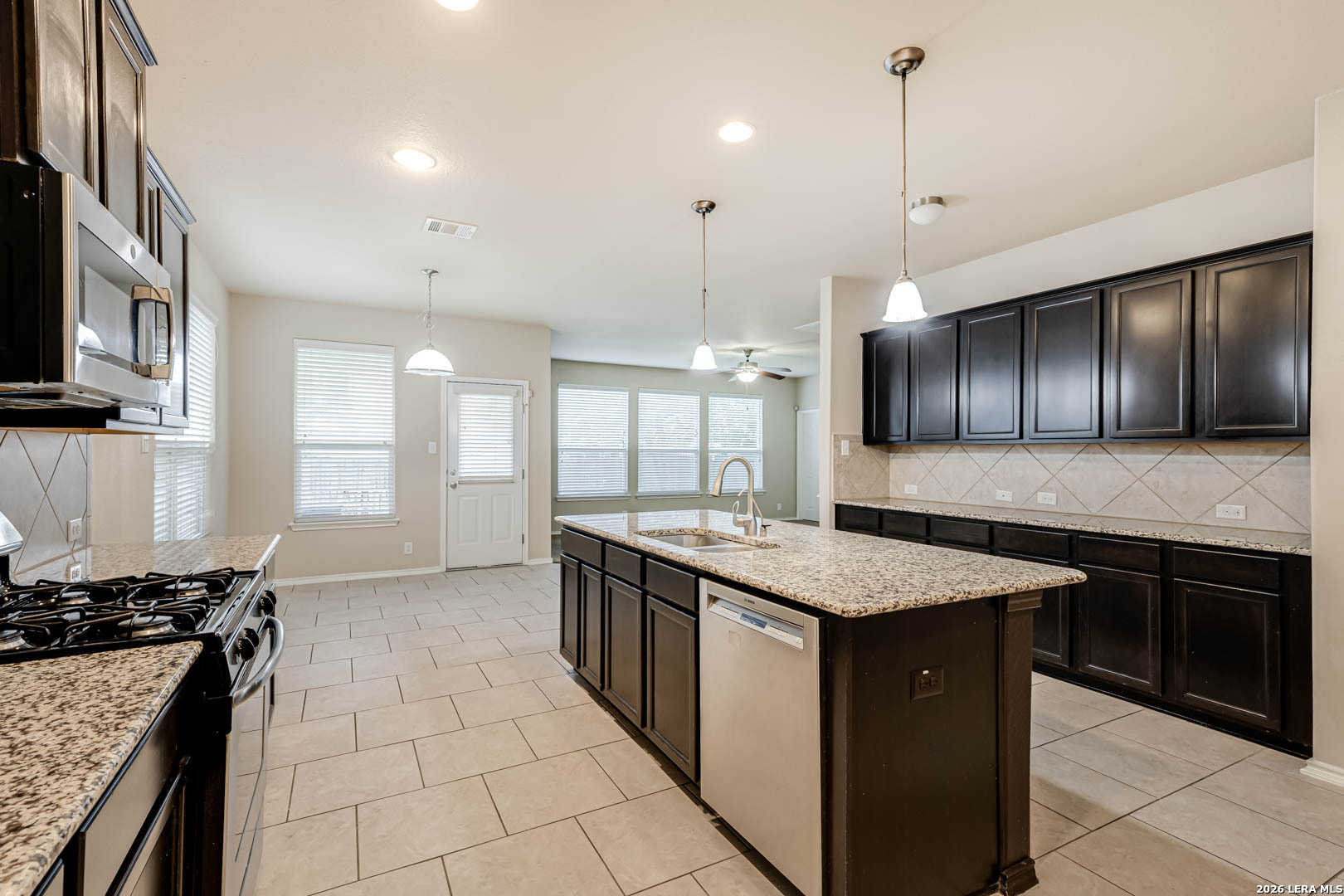 8715 Dove Oak Lane San Antonio TX 78254