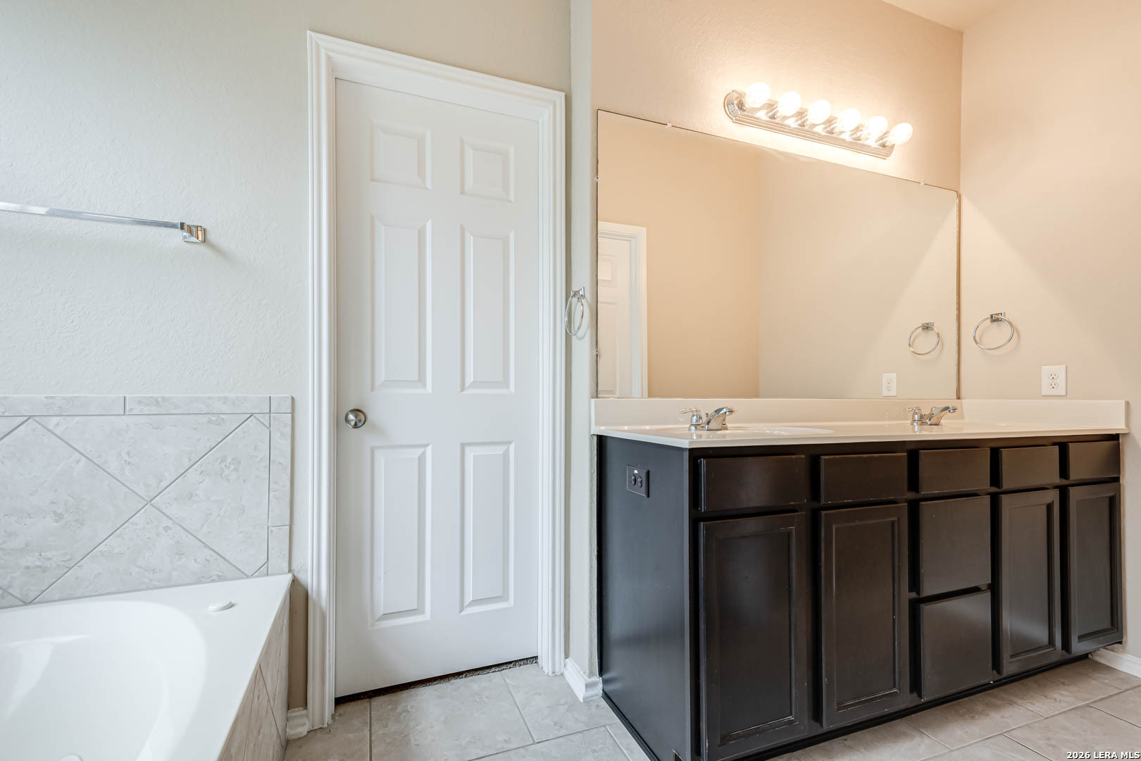 8715 Dove Oak Lane San Antonio TX 78254