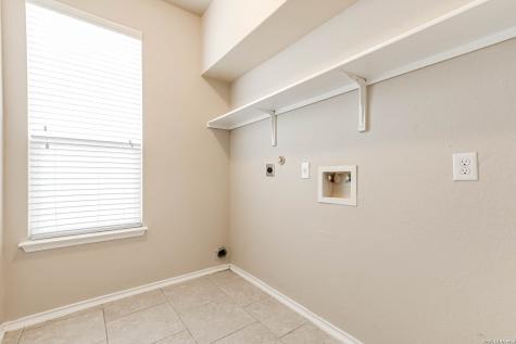 8715 Dove Oak Lane San Antonio TX 78254