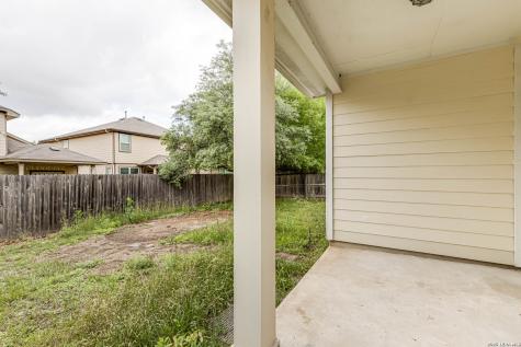 8715 Dove Oak Lane San Antonio TX 78254