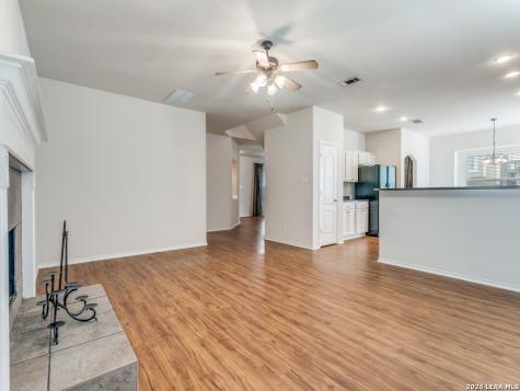2122 Cardigan Hill San Antonio TX 78232