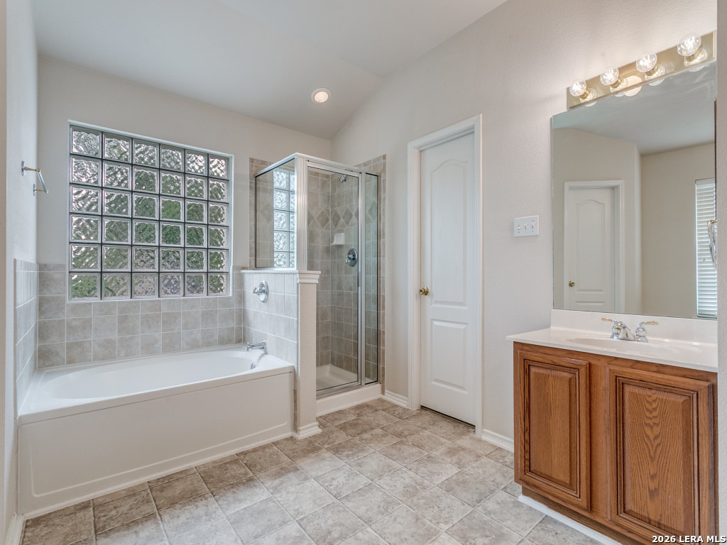 2122 Cardigan Hill San Antonio TX 78232
