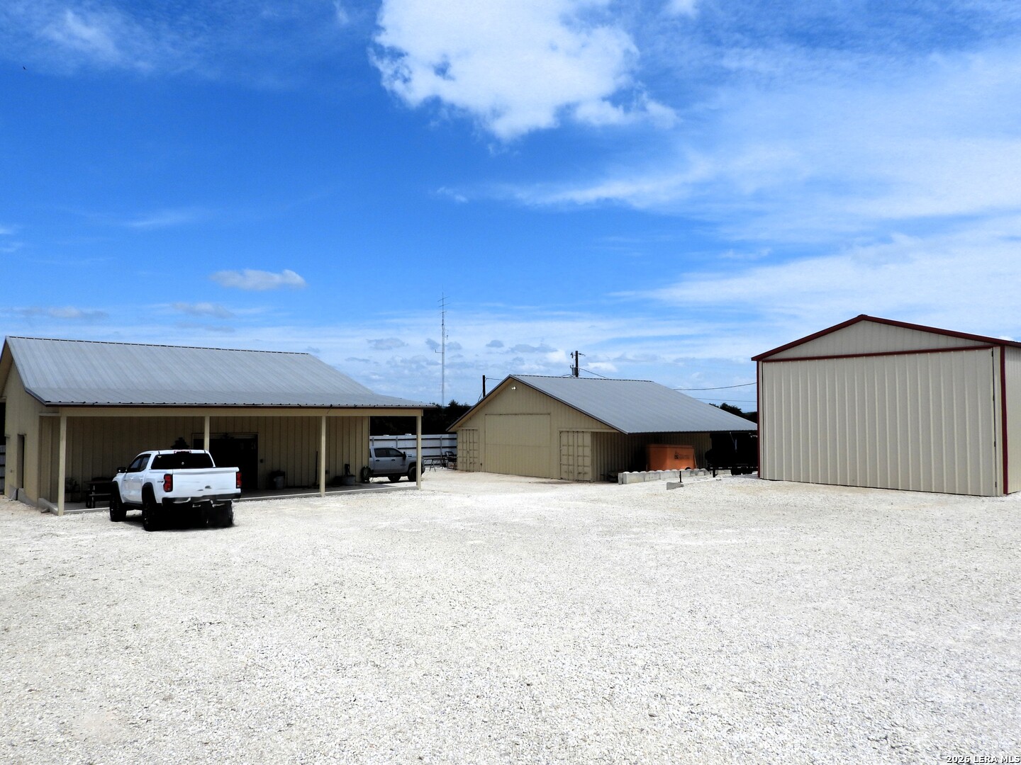 10766 Park Road 37 Lakehills TX 78063