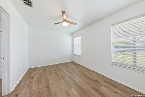527 Roosevelt Seguin TX 78155
