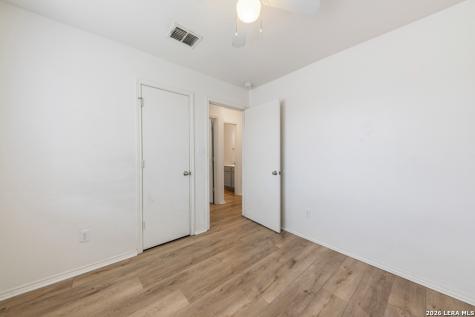 527 Roosevelt Seguin TX 78155