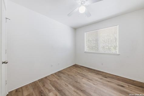 527 Roosevelt Seguin TX 78155