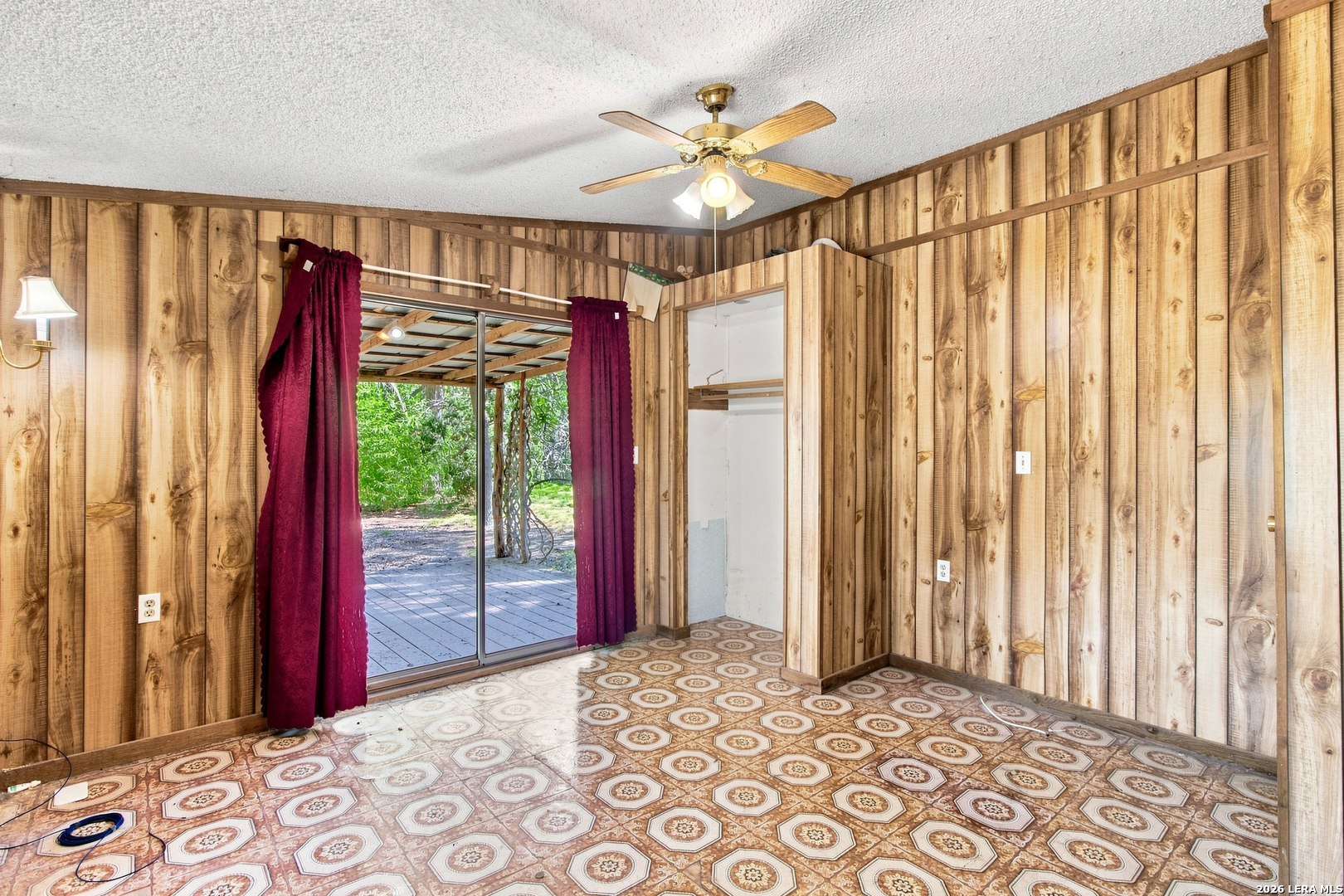 5943 Wharton's Dock Road Bandera TX 78003