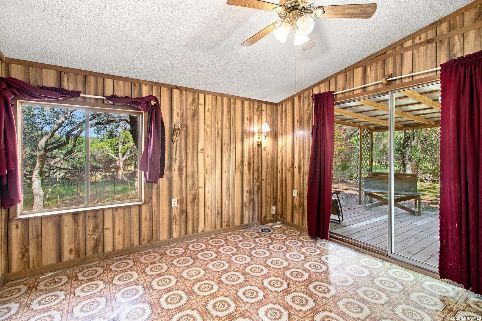 5943 Wharton's Dock Road Bandera TX 78003