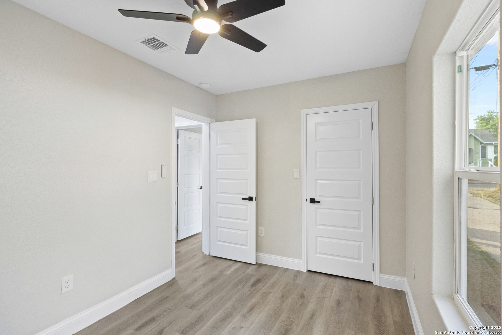 2210 Crockett San Antonio TX 78202