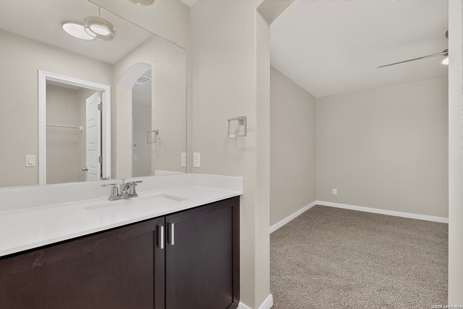 137 Sambar Main Schertz TX 78108