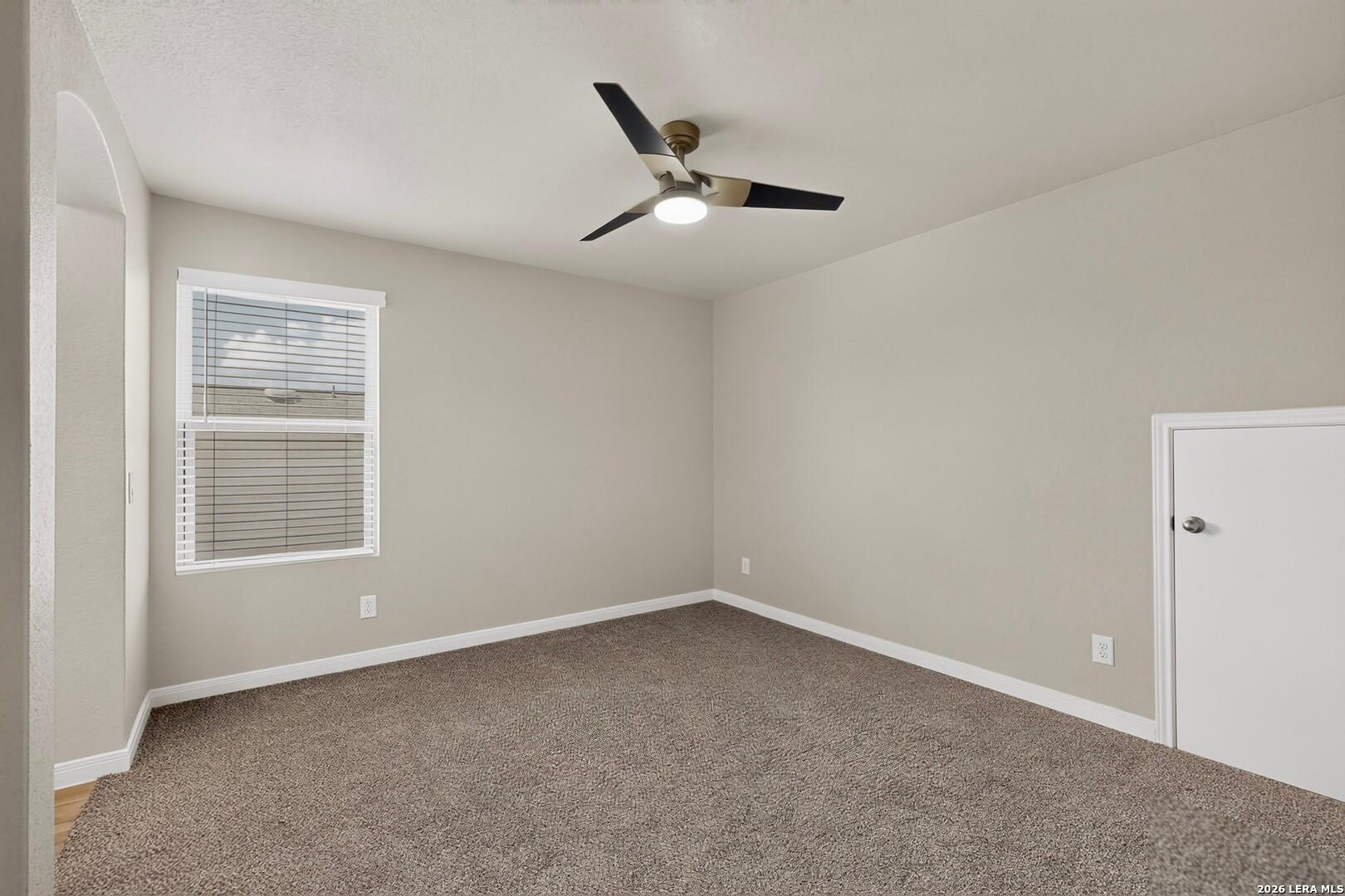 137 Sambar Main Schertz TX 78108