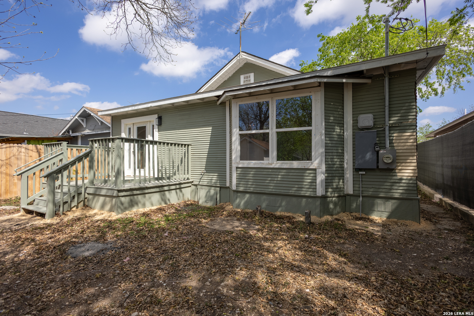 1010 W Lynwood Avenue San Antonio TX 78201