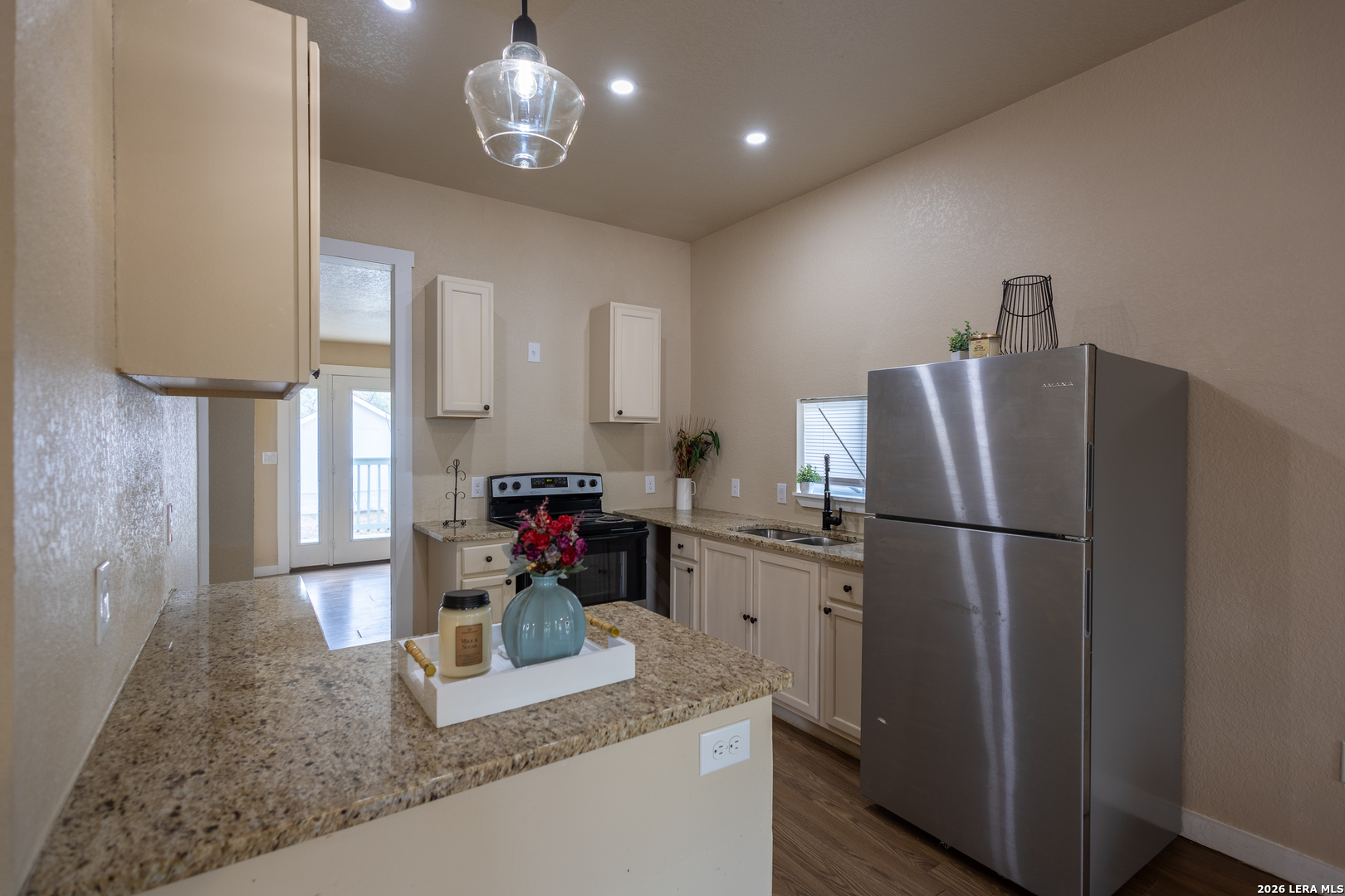 1010 W Lynwood Avenue San Antonio TX 78201