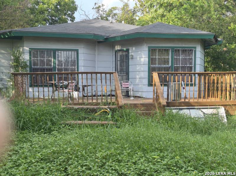 1608 W French Place San Antonio TX 78201