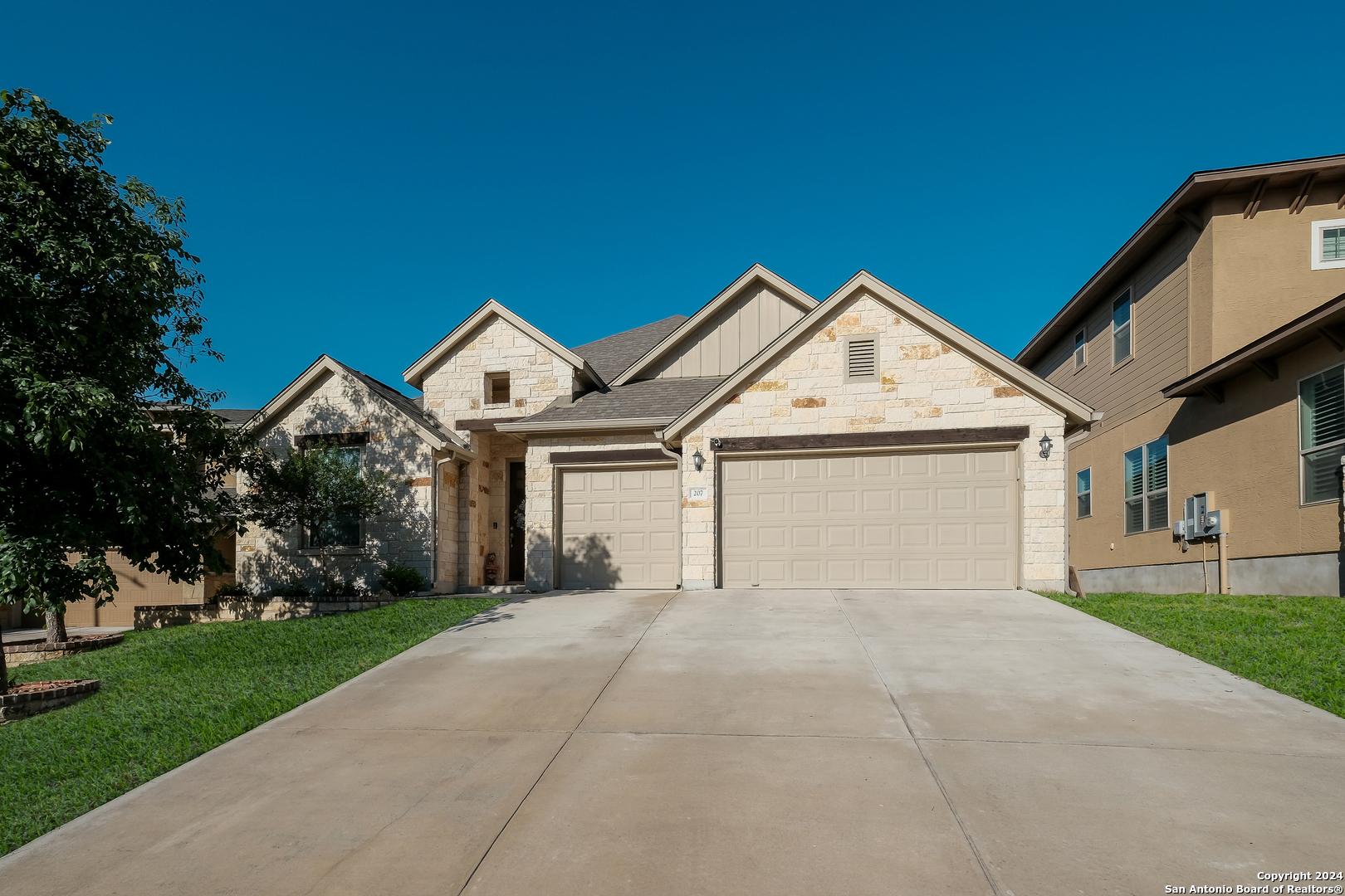 207 Lucchese Street San Antonio TX 78253