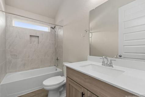 6533 Crockett Cove Schertz TX 78108