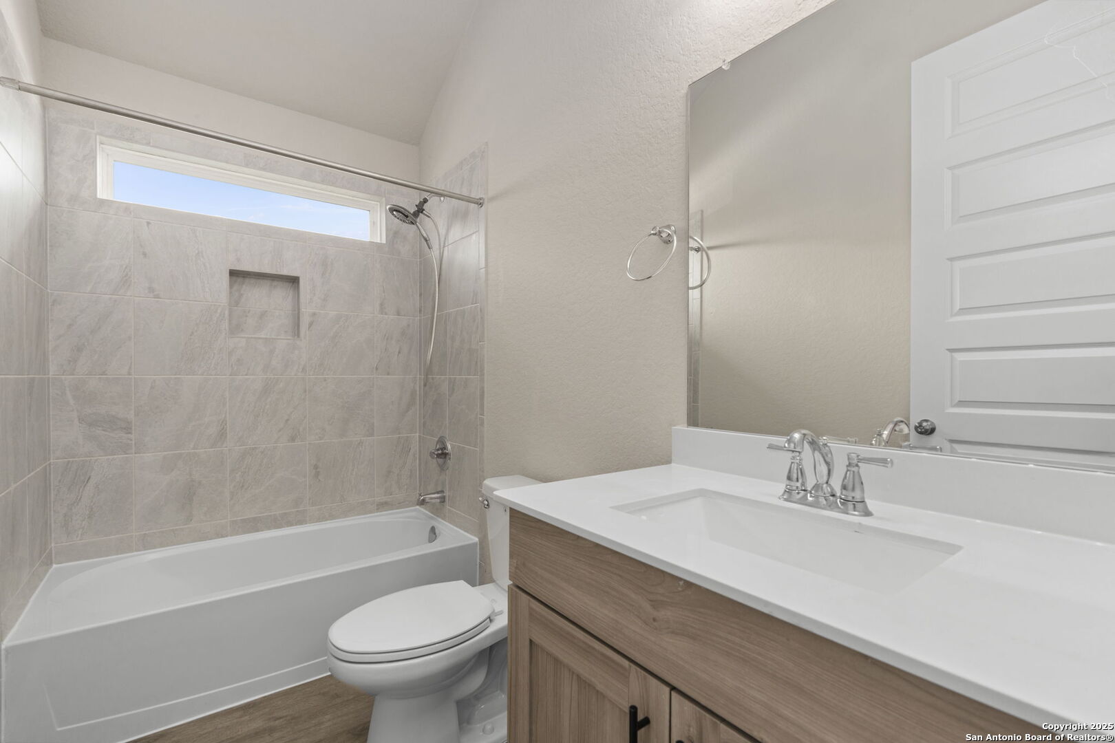 6533 Crockett Cove Schertz TX 78108