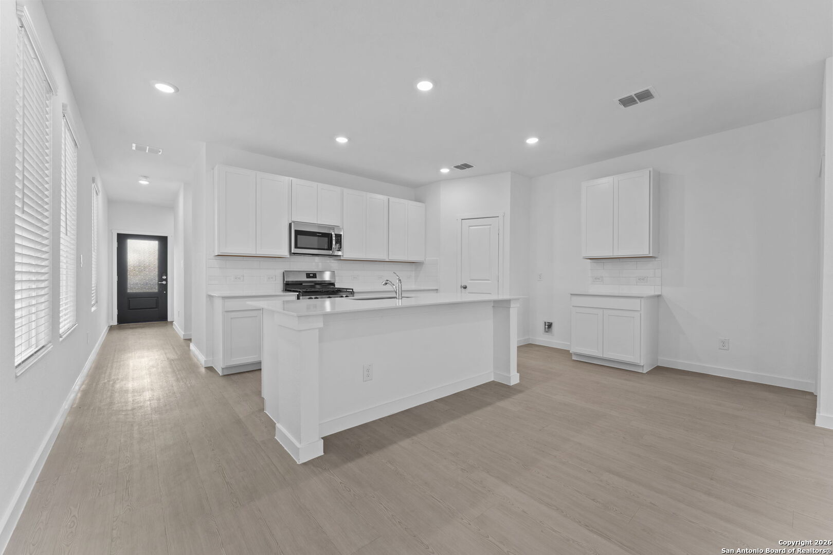 6611 Titan Park Converse TX 78109
