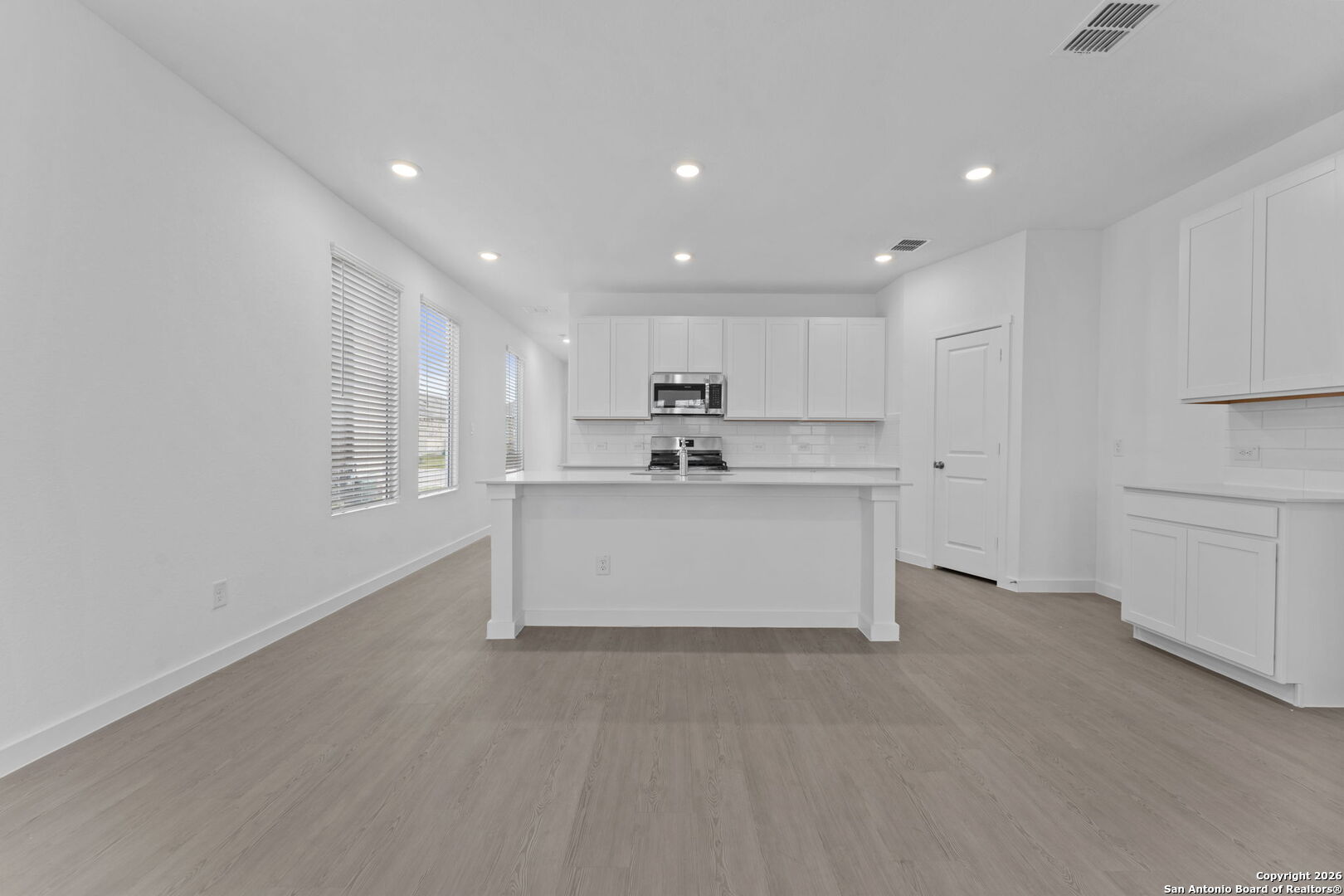 6611 Titan Park Converse TX 78109
