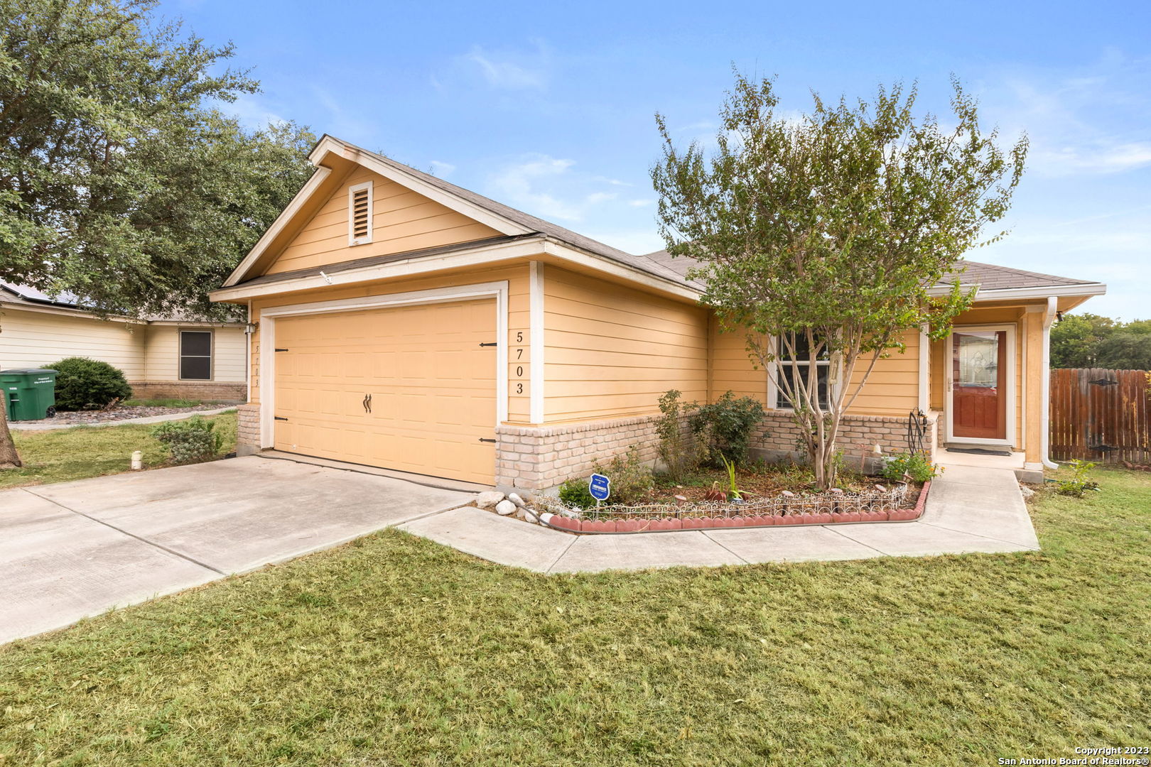 5703 Canterbury Run San Antonio TX 78228
