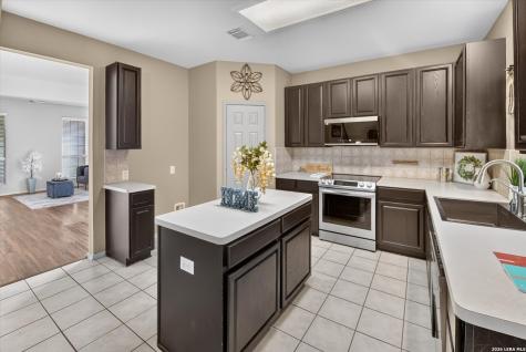21502 Rio Comal San Antonio TX 78259
