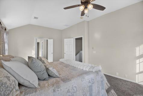 21502 Rio Comal San Antonio TX 78259