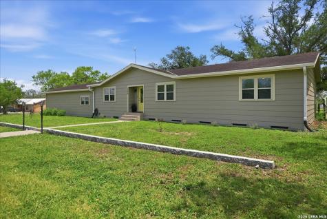 1250 Fm 889 George West TX 78022