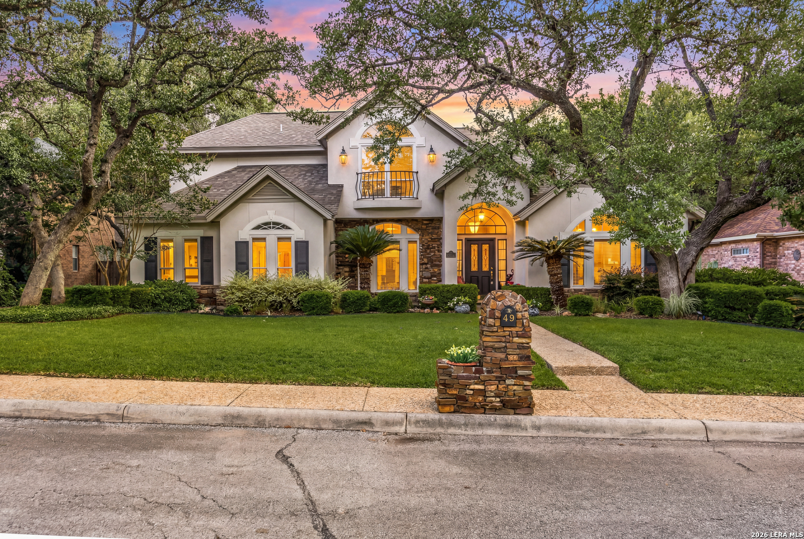49 N Inwood Heights San Antonio TX 78248