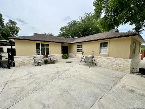 1330 W Amber Street San Antonio TX 78221