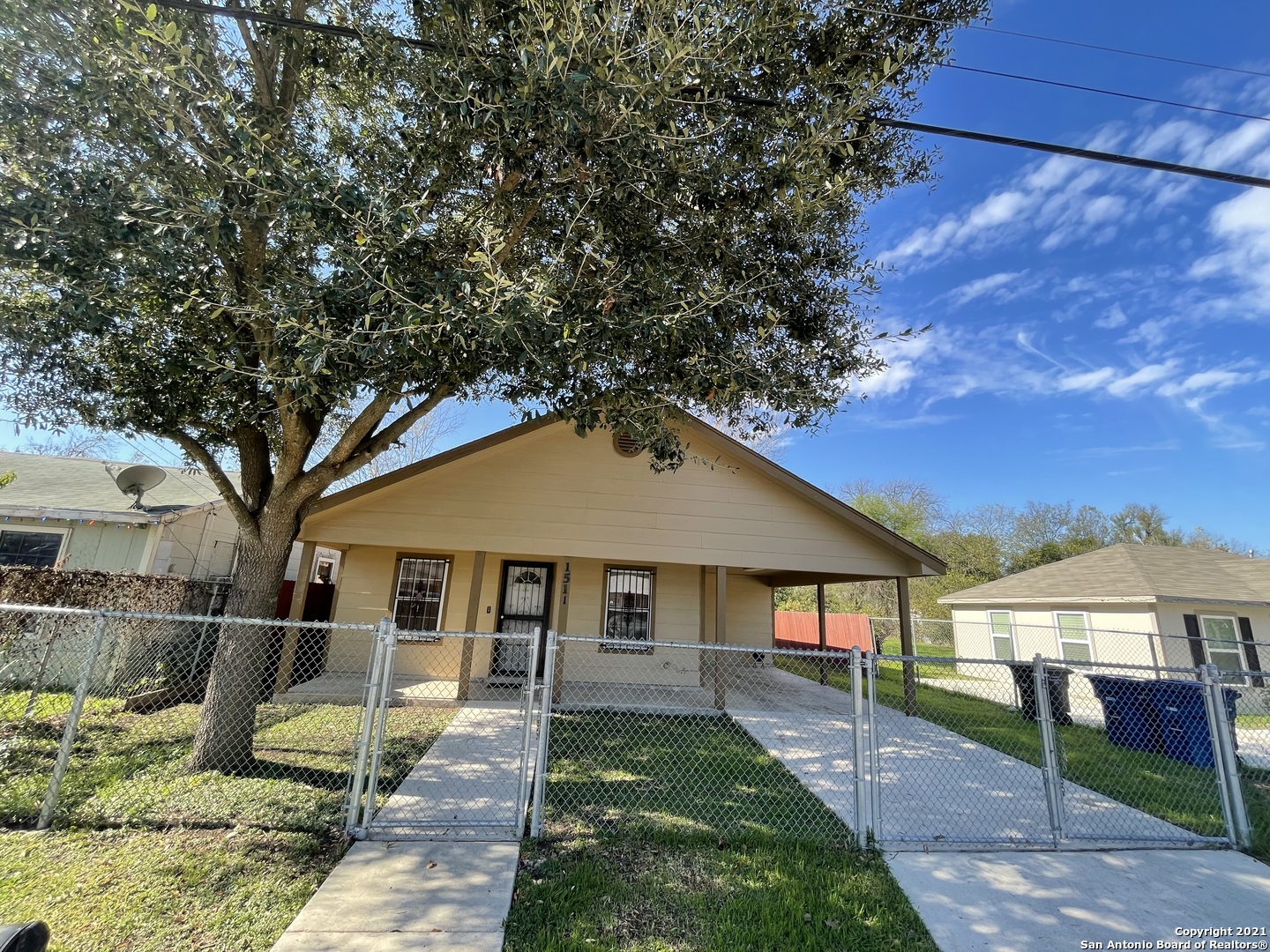 1511 Valencia San Antonio TX 78237