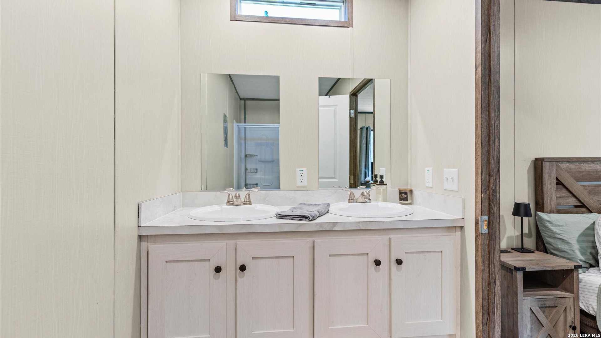 3131 Sandy Elm La Vernia TX 78121