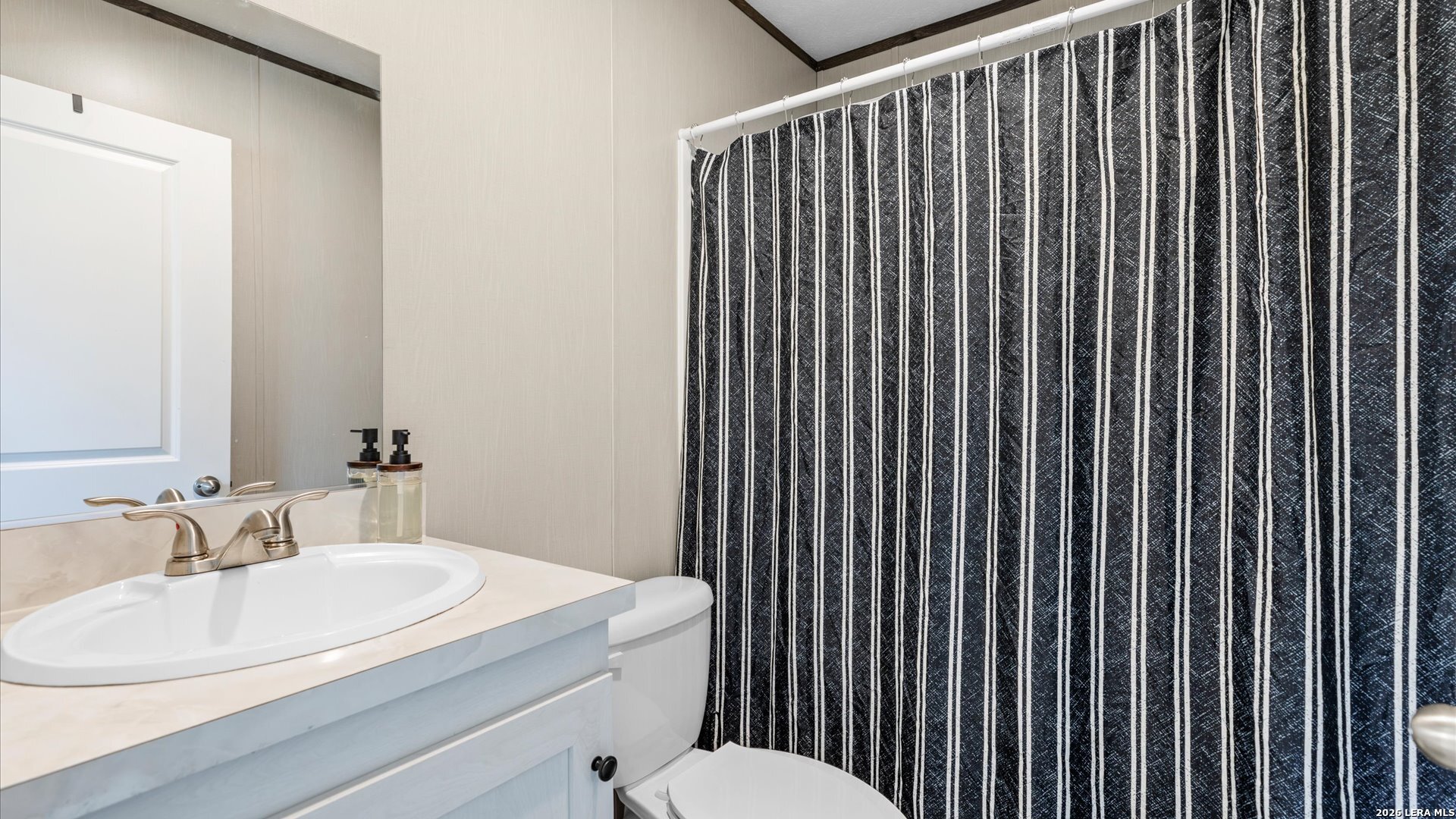 3131 Sandy Elm La Vernia TX 78121