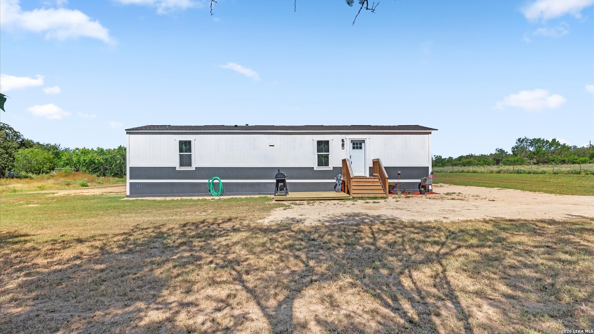3131 Sandy Elm La Vernia TX 78121