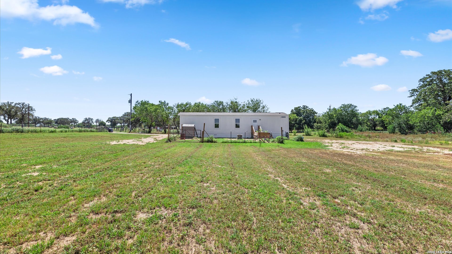 3131 Sandy Elm La Vernia TX 78121