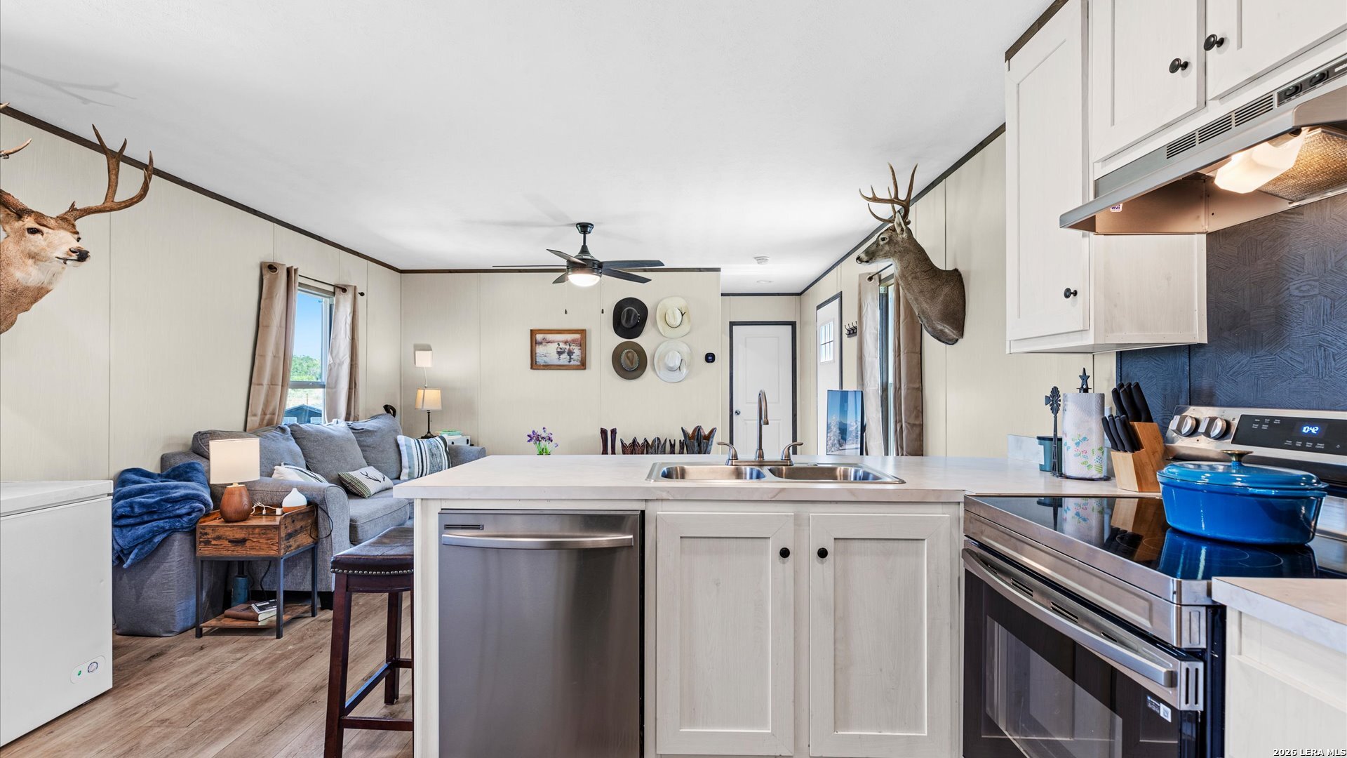 3131 Sandy Elm La Vernia TX 78121