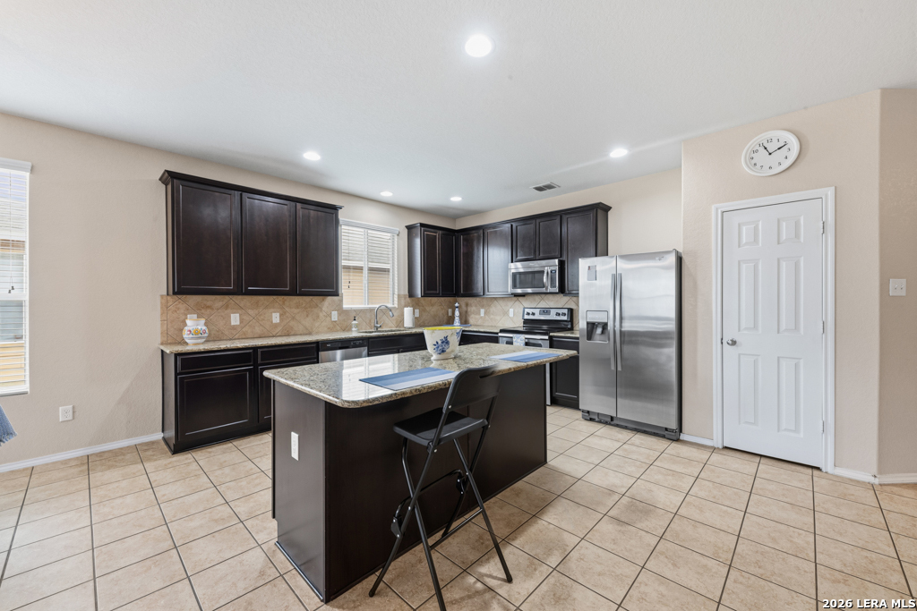 7410 Derby Vista Selma TX 78154