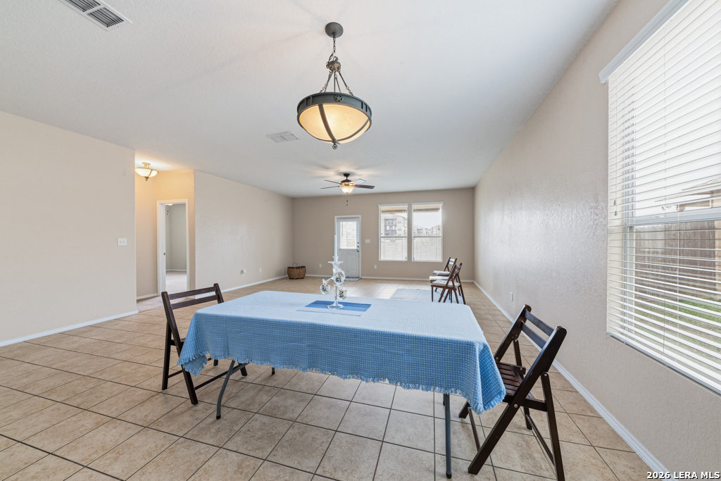 7410 Derby Vista Selma TX 78154