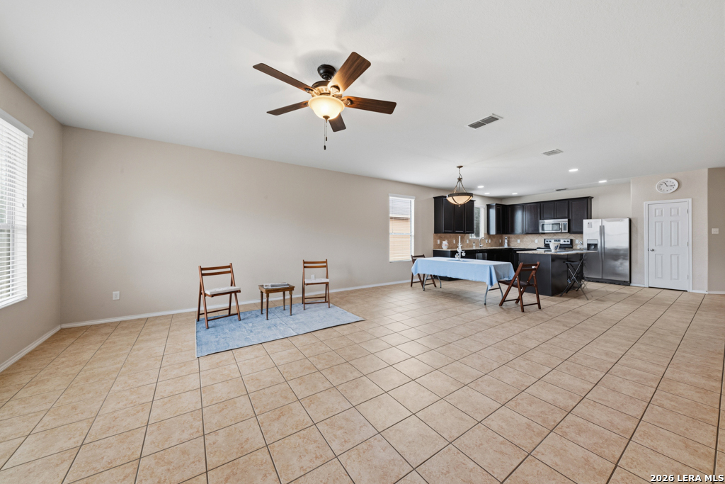 7410 Derby Vista Selma TX 78154