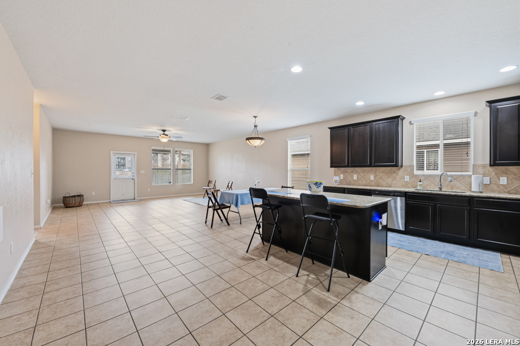 7410 Derby Vista Selma TX 78154