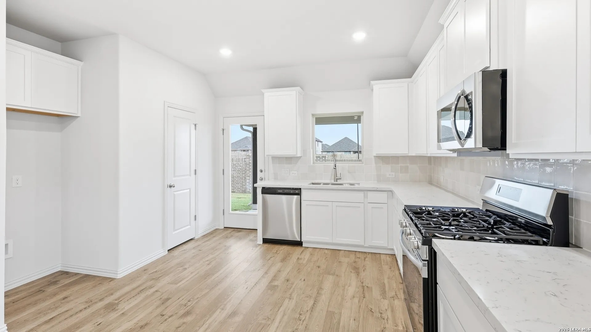 2237 Declivity San Antonio TX 78245