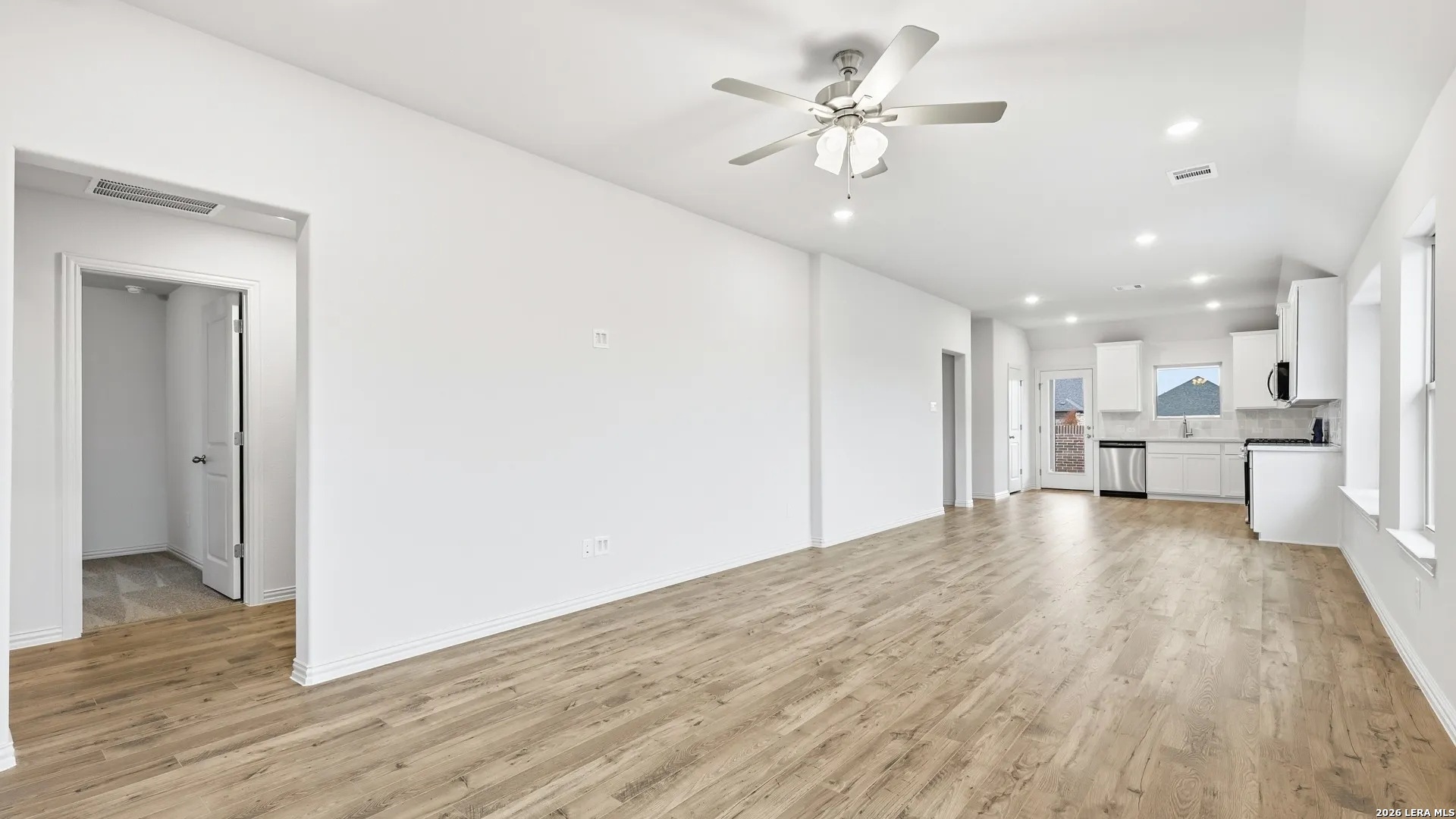 2237 Declivity San Antonio TX 78245