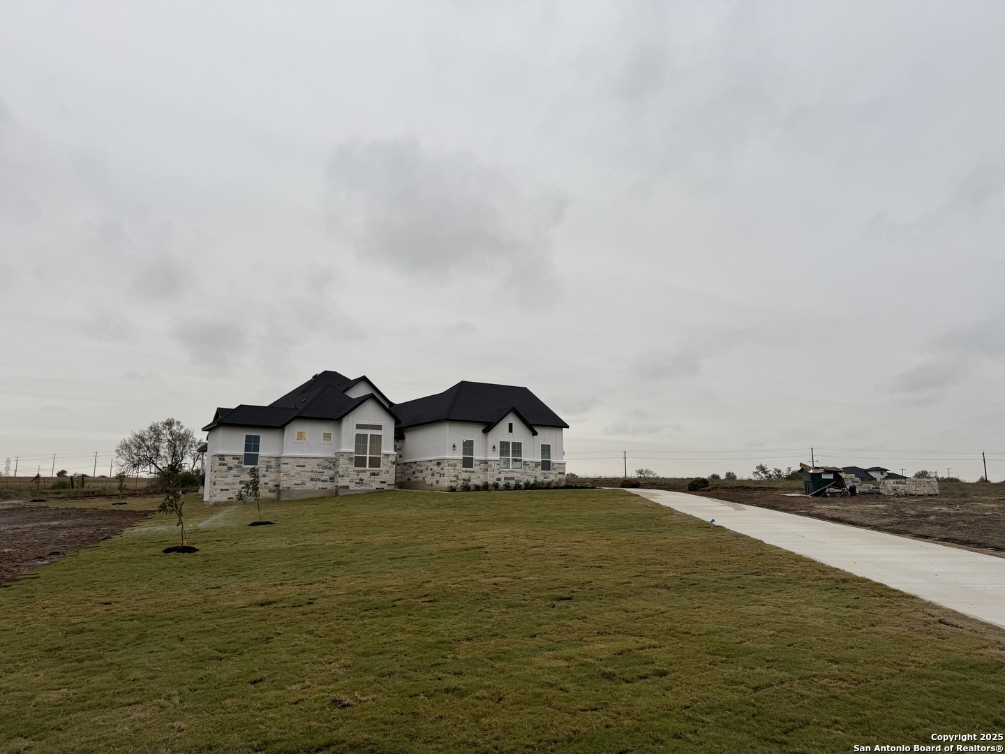 521 Lago Landing San Antonio TX 78263