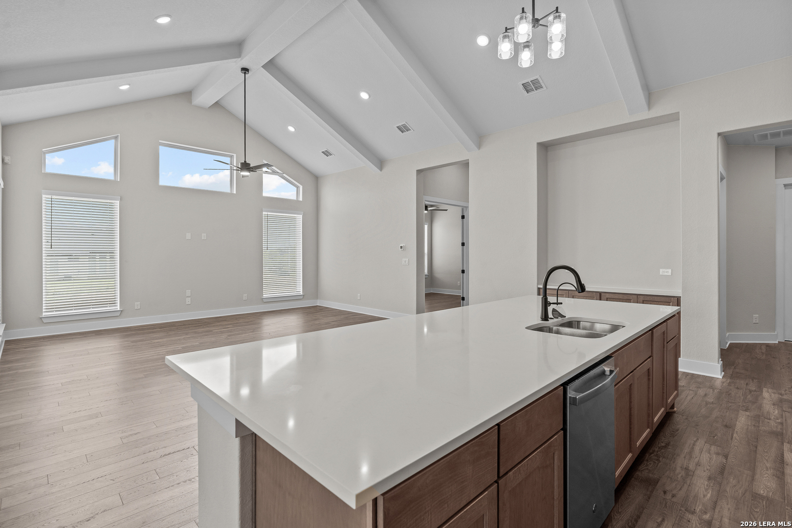 521 Lago Landing San Antonio TX 78263