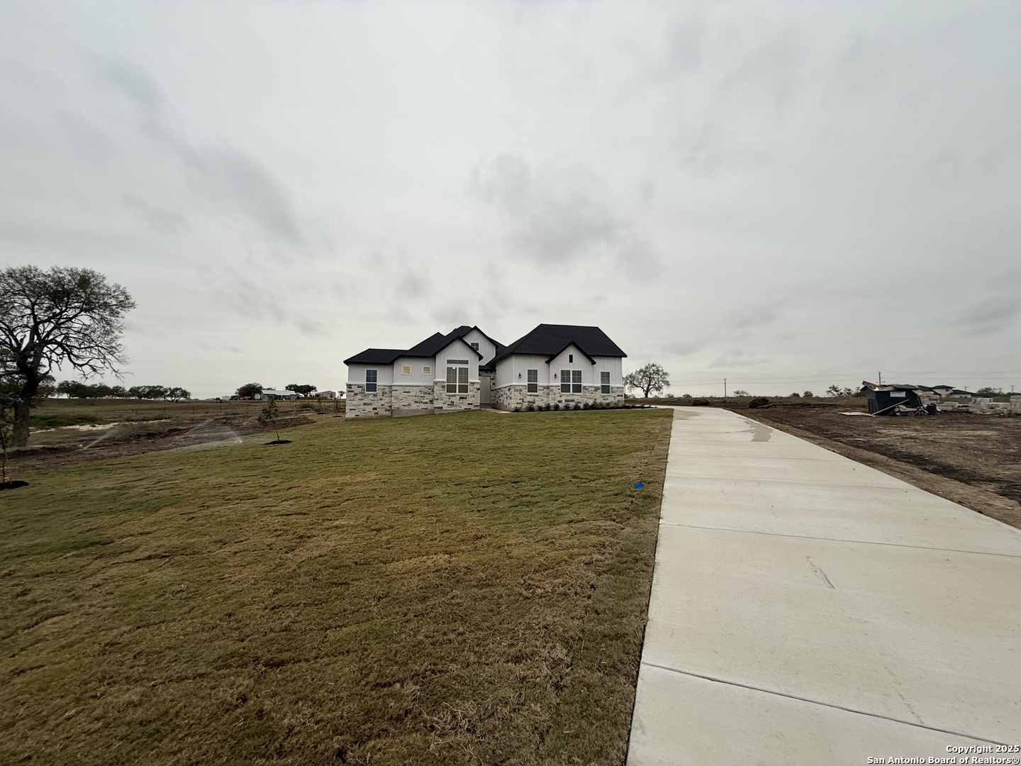 521 Lago Landing San Antonio TX 78263
