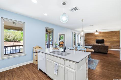 7743 Robert Mondavi San Antonio TX 78253