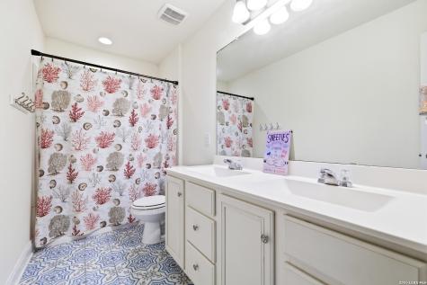 7743 Robert Mondavi San Antonio TX 78253