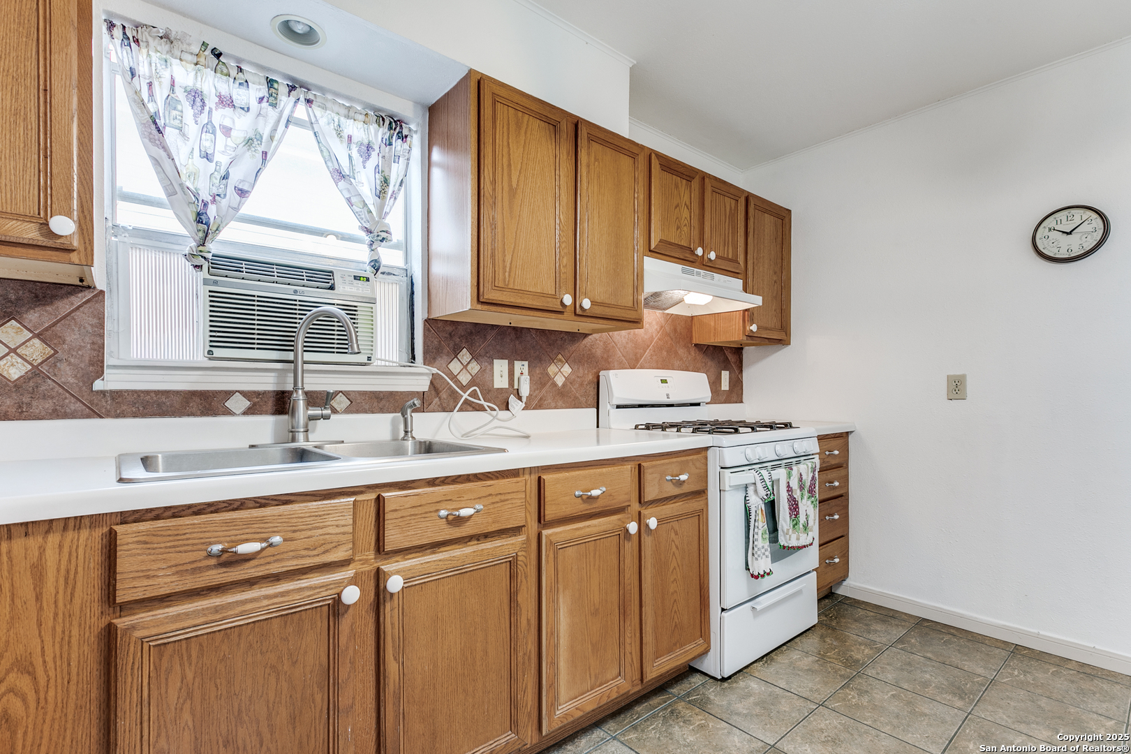 310 Chipinque San Antonio TX 78237