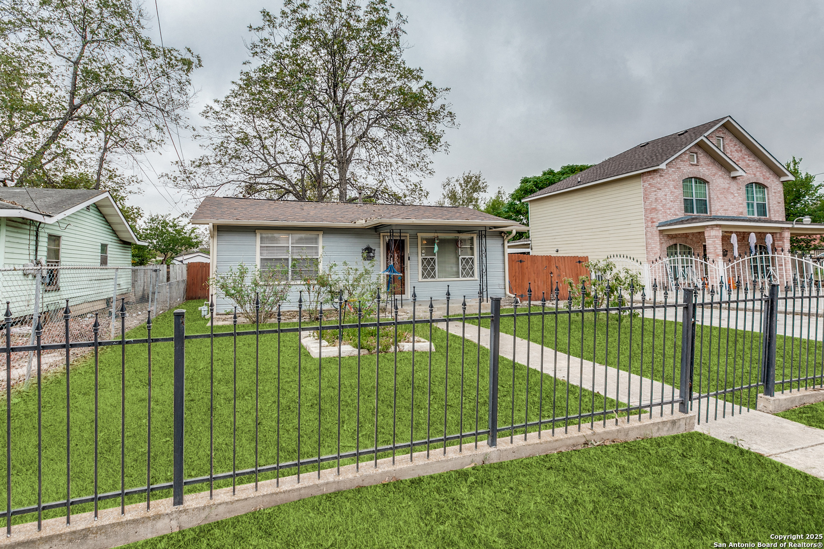 310 Chipinque San Antonio TX 78237