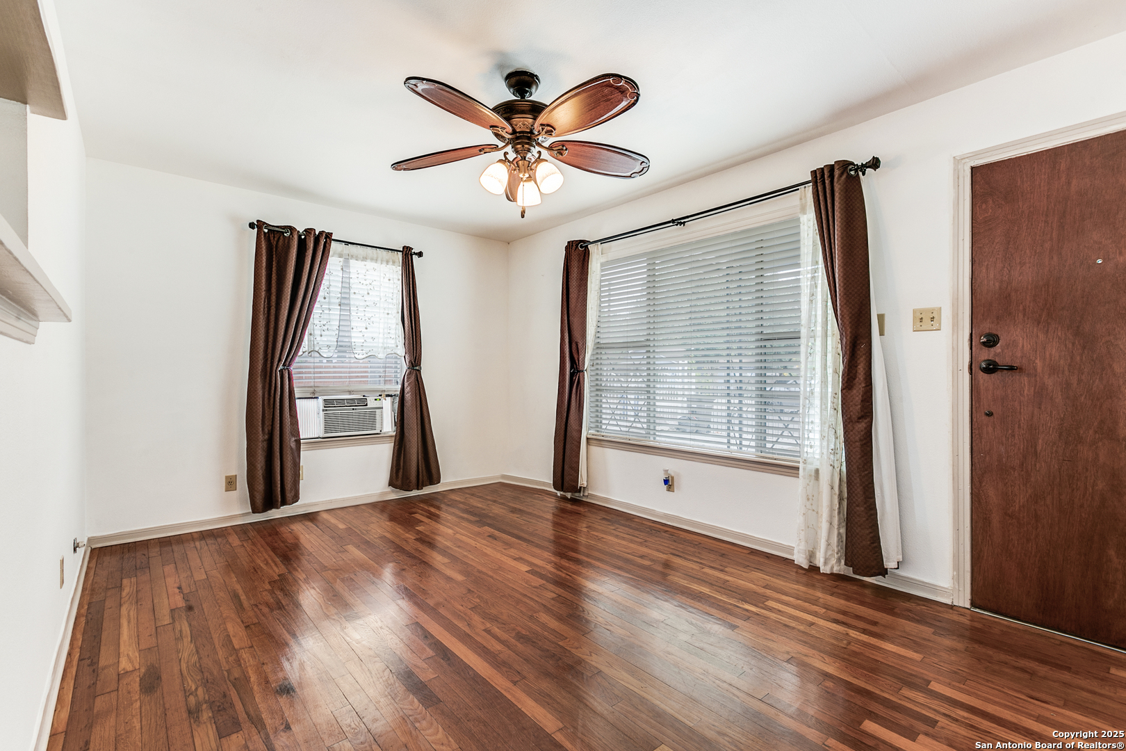 310 Chipinque San Antonio TX 78237