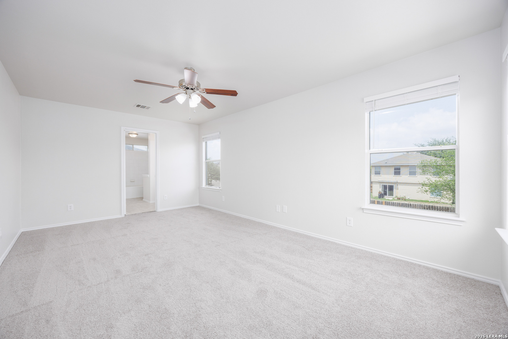 527 Bridle Ridge San Antonio TX 78227